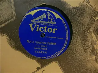 small_victor 45343 a.webp